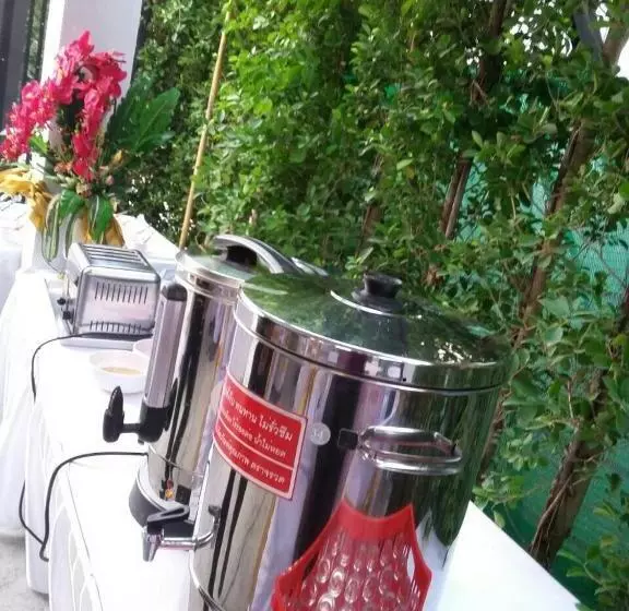 ホテル Me2 Singhamuntra Resort Kamphaengsaen