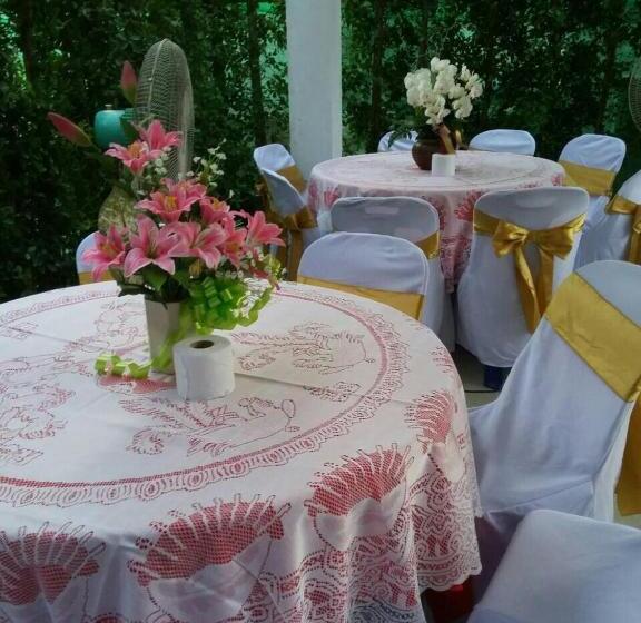 هتل Me2 Singhamuntra Resort Kamphaengsaen