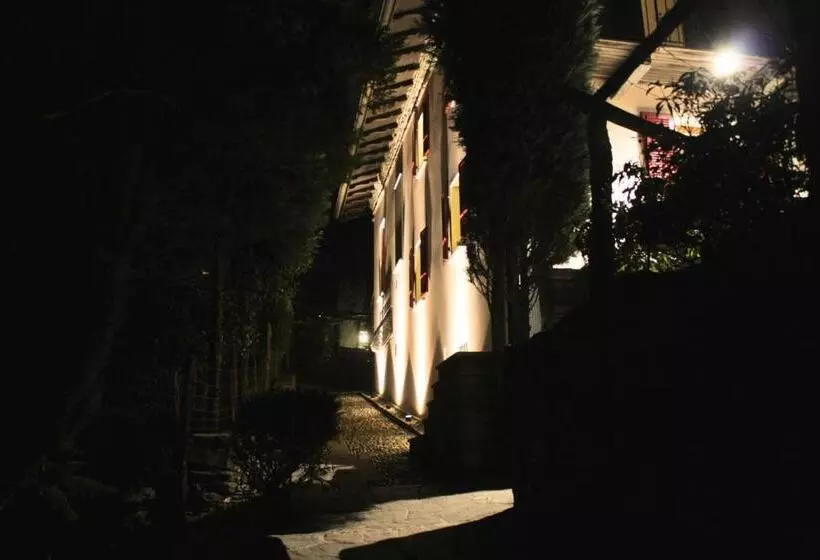 ホテル Tenuta Casa Cima   Tenutacasacima Com