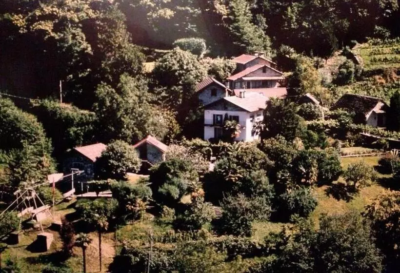 ホテル Tenuta Casa Cima   Tenutacasacima Com