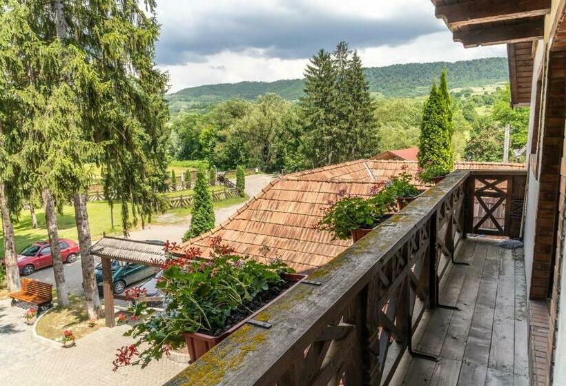 بنسيون Arcso Fogado