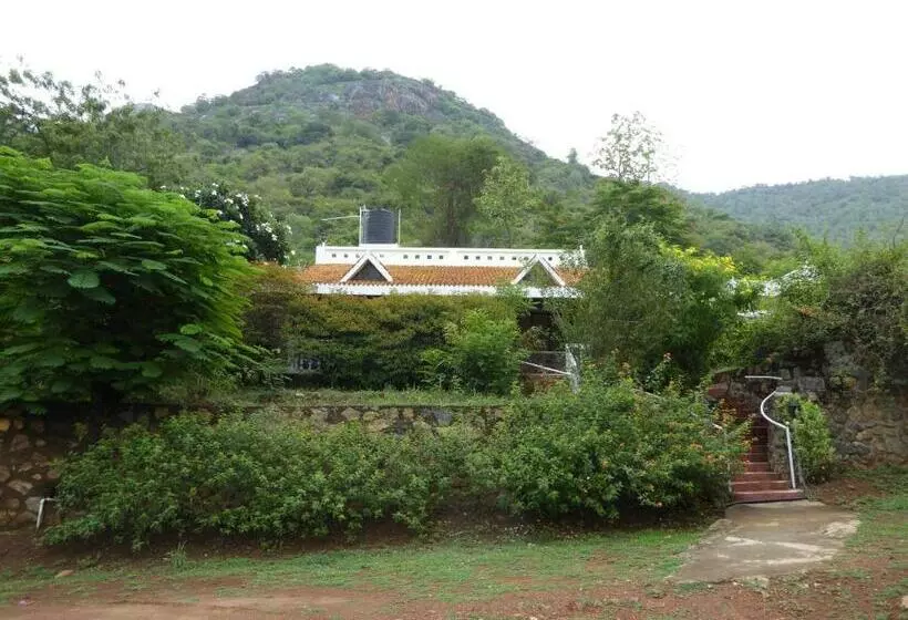 ペンション Cardamom House
