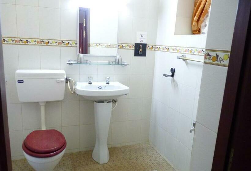 Pensão Cardamom House