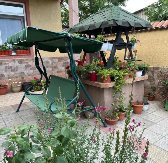 پانسیون Casa Cu Flori Corbu