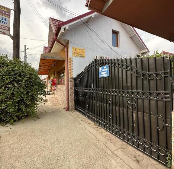 پانسیون Casa Cu Flori Corbu