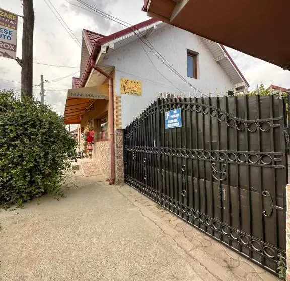 ペンション Casa Cu Flori Corbu
