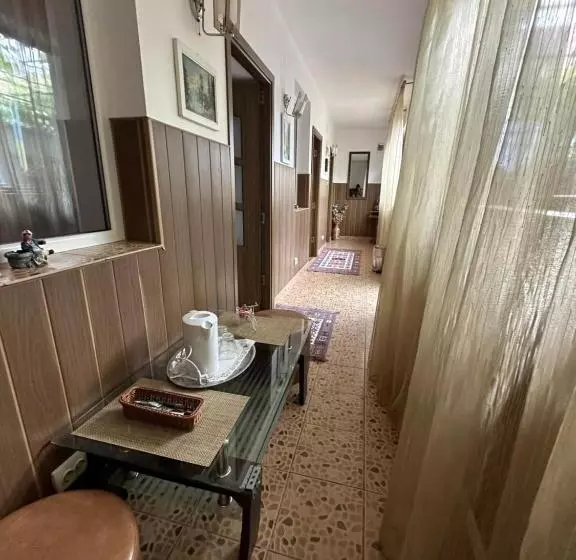 ペンション Casa Cu Flori Corbu