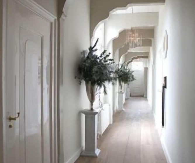 بنسيون Inn On The Lake