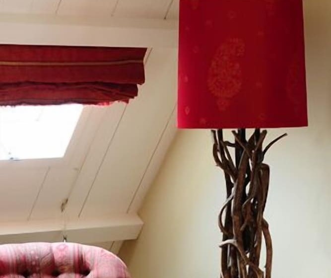 بنسيون Inn On The Lake