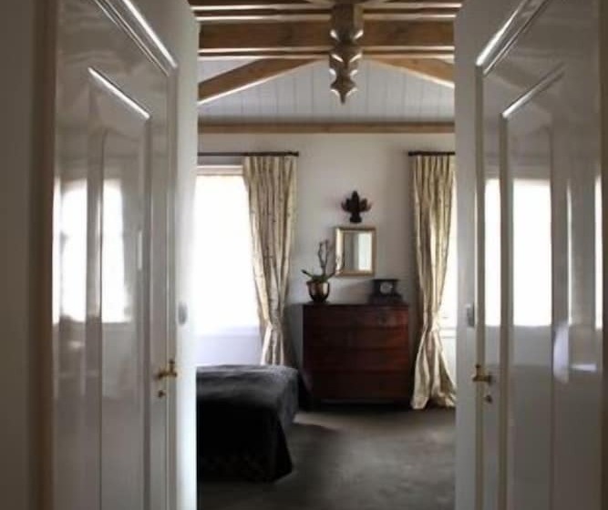 بنسيون Inn On The Lake