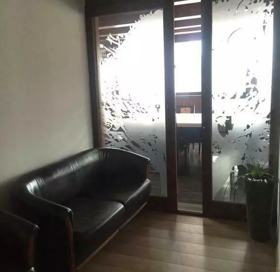 Majatalo Penzion Zlaty Orol