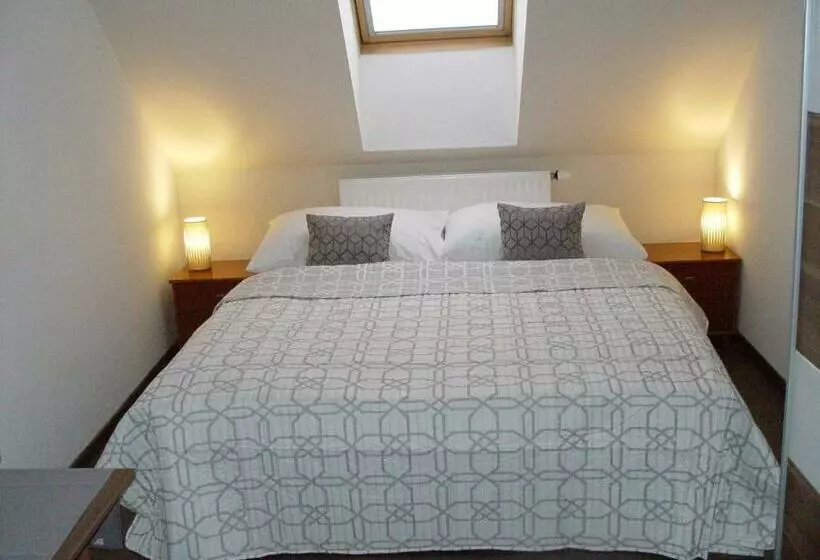 Majatalo Penzion Zlaty Orol