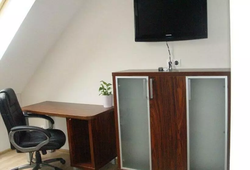 Majatalo Penzion Zlaty Orol