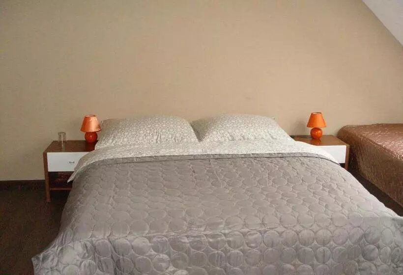 Majatalo Penzion Zlaty Orol