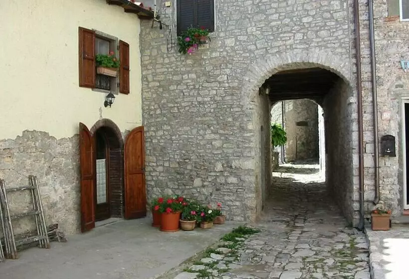 ペンション Tuscan Hilltop