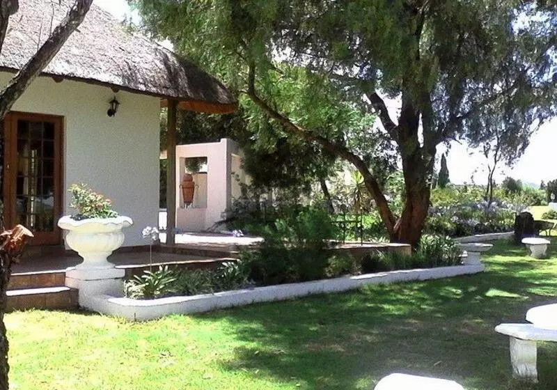Majatalo Warembo Lodge