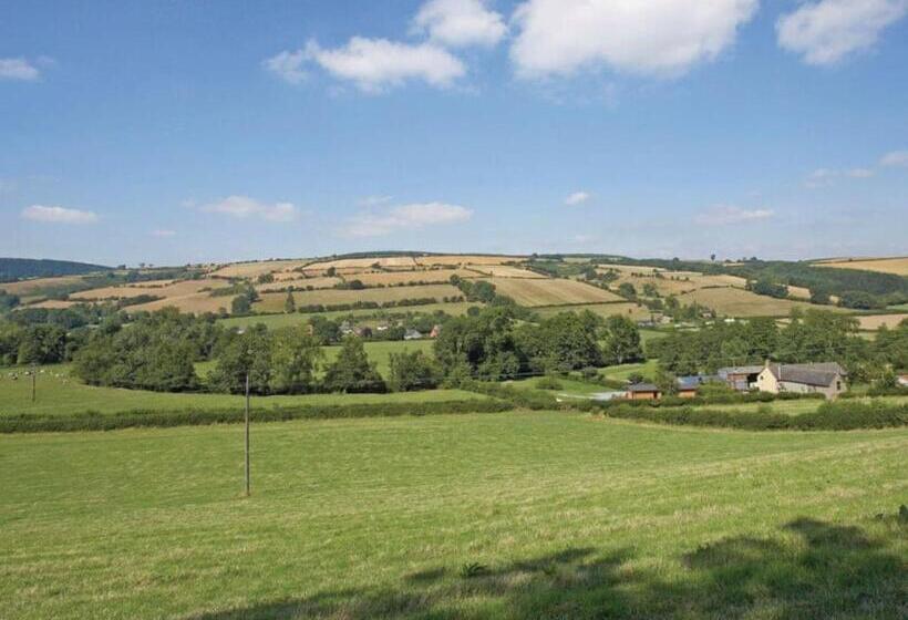 リゾートホテル Clun Valley Lodges