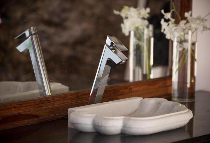 リゾートホテル The Cape Goa