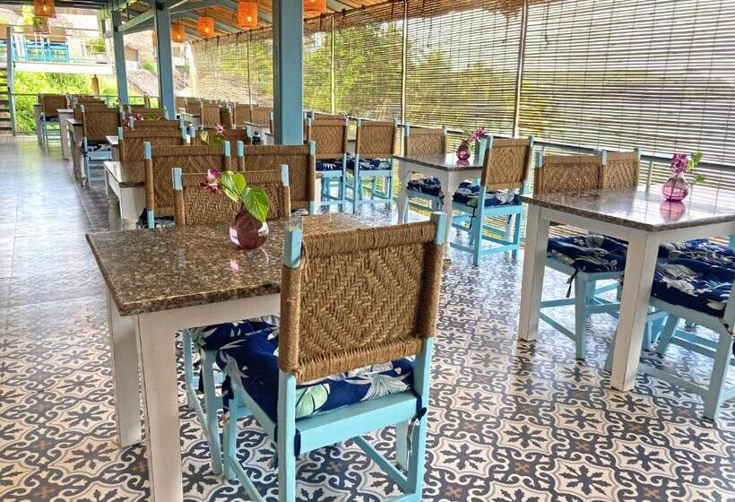 リゾートホテル The Cape Goa