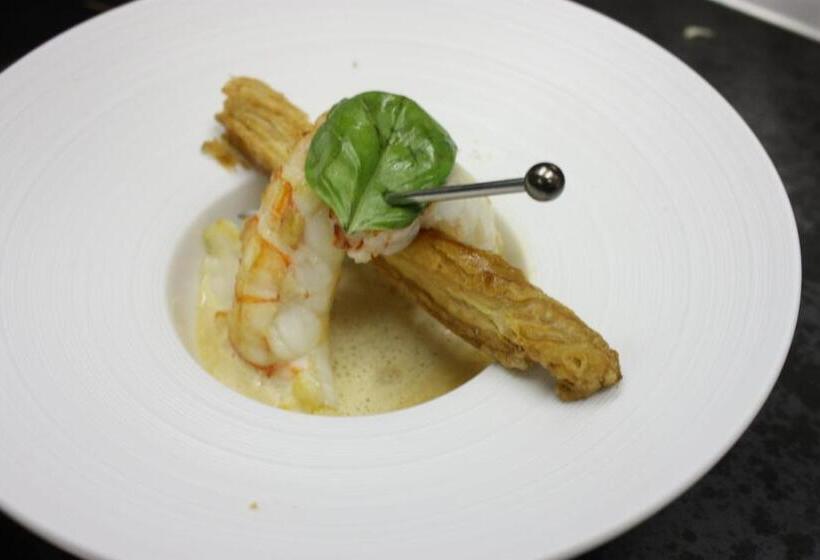 فندق صغير De Commune