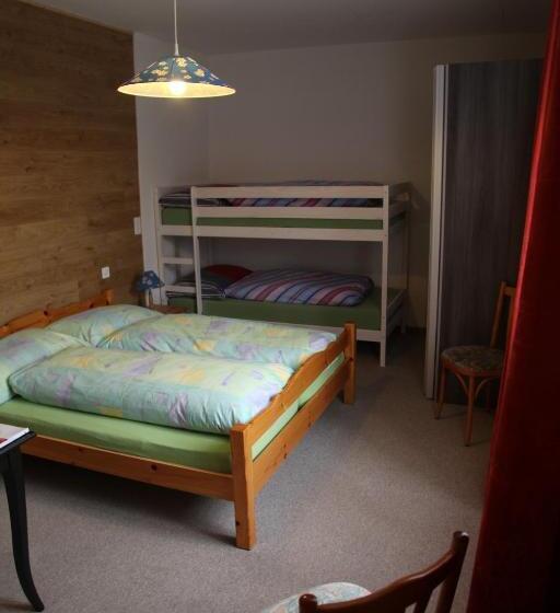 فندق صغير De Commune