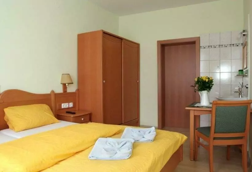 Retkeilymaja Gasthof Gnasmüller