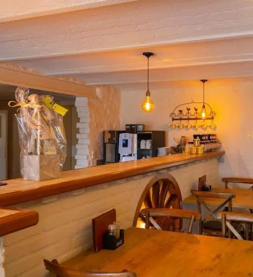 Hotelli Gasthof Schraevenacker