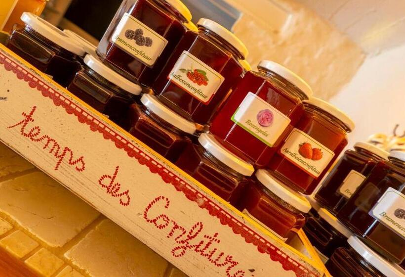 ホテル Gasthof Schraevenacker