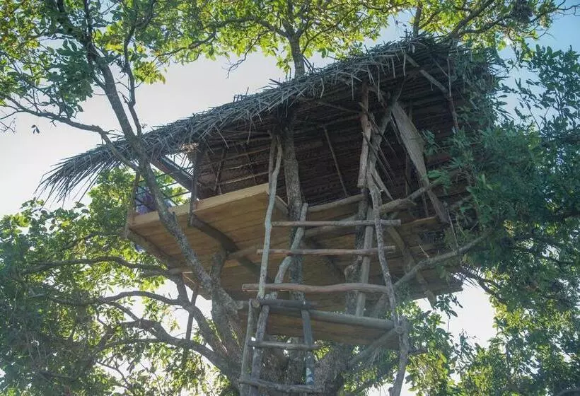 Hotelli Habarana Farm Cottage