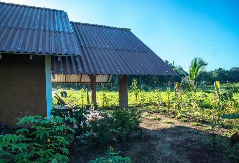 Hotelli Habarana Farm Cottage
