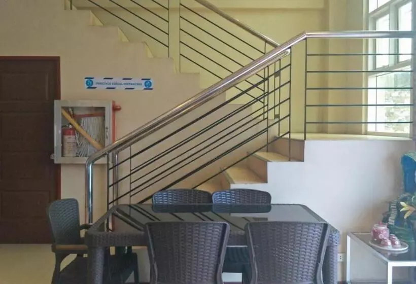 Hotelli Reddoorz Near Talisay District Hospital