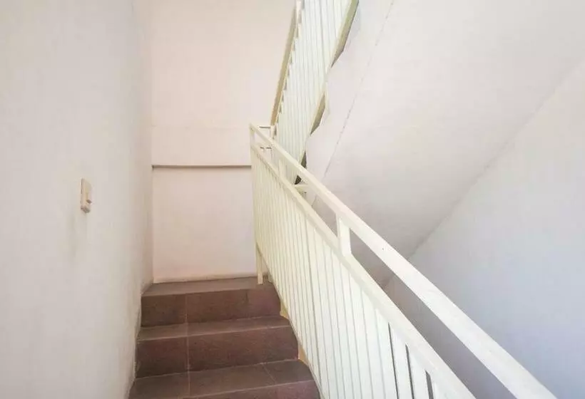 هتل Reddoorz Syariah @ Buduran Sidoarjo