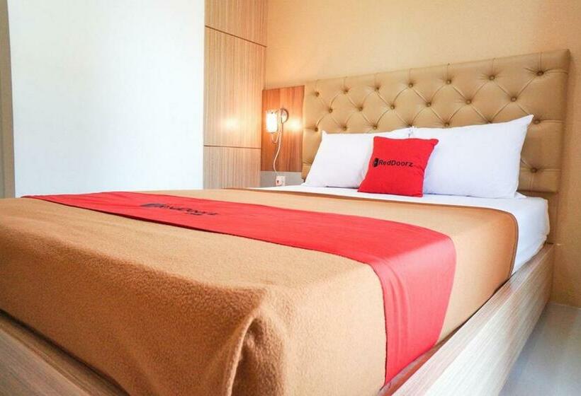 Hotel Reddoorz Syariah @ Buduran Sidoarjo