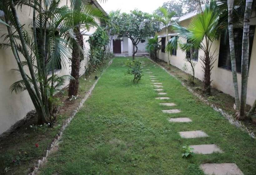 호텔 Soumya Resorts