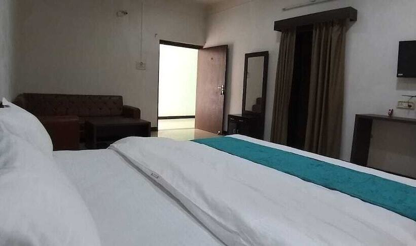 호텔 Soumya Resorts