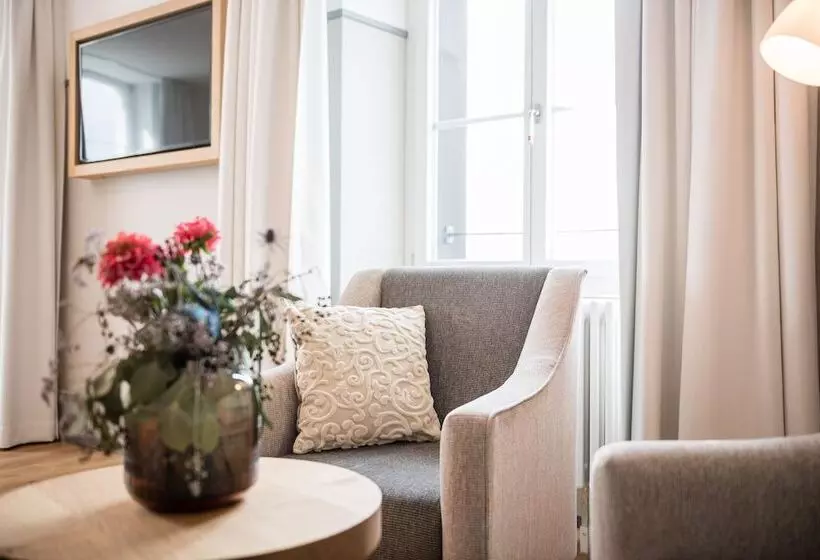 Hotelli Weissenstein