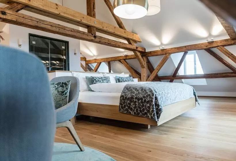 Hotelli Weissenstein