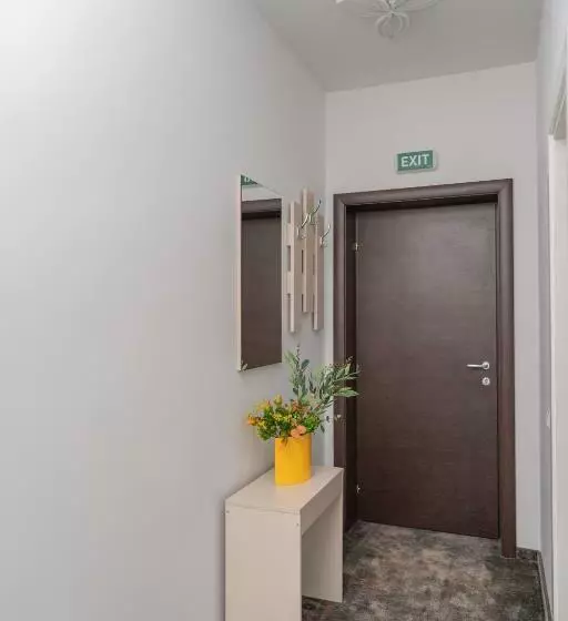 Majatalo Forest M,constanta