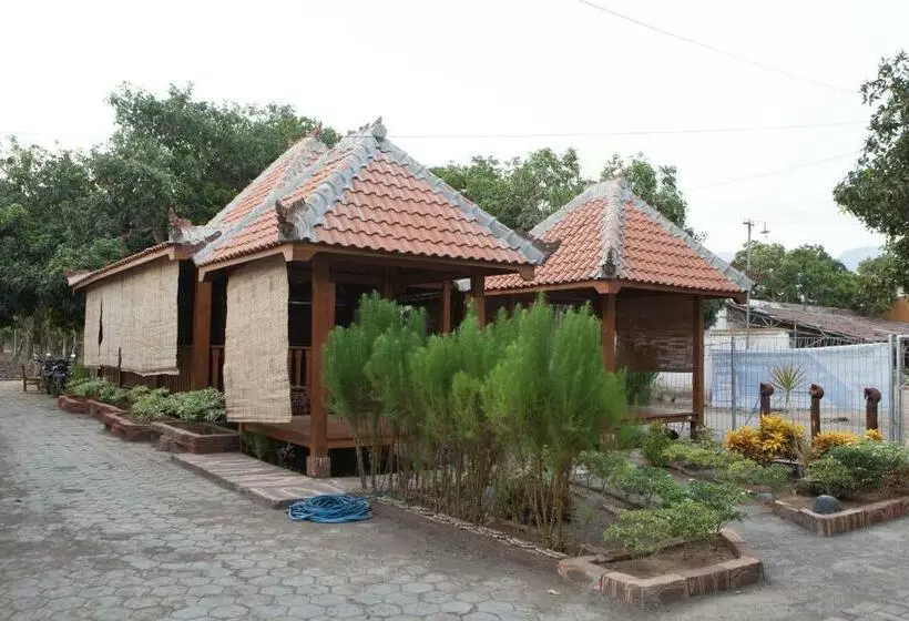 ペンション Reddoorz Near Baluran National Park