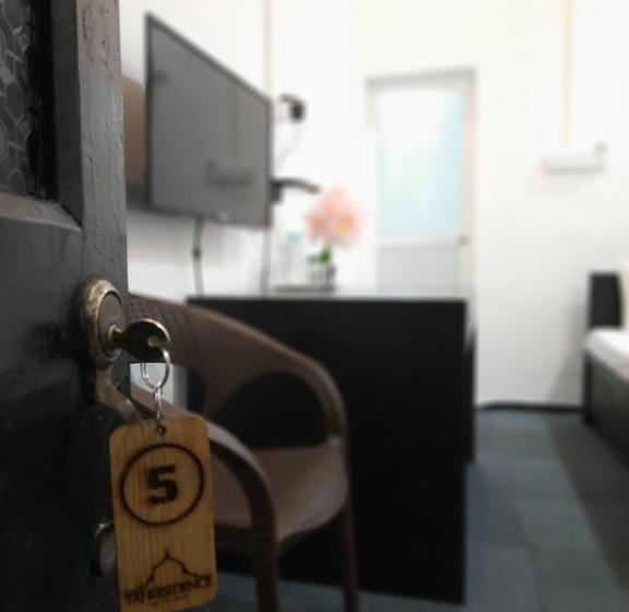 ペンション Taj Residence