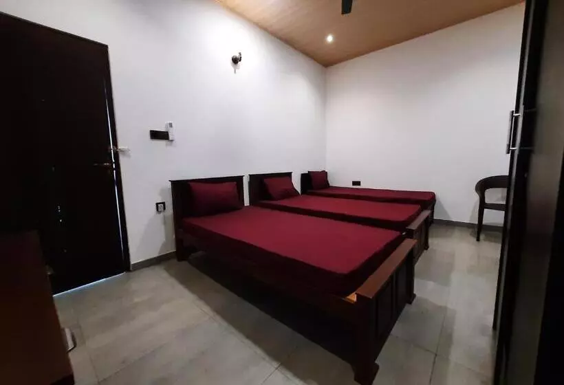 Majatalo Taj Residence