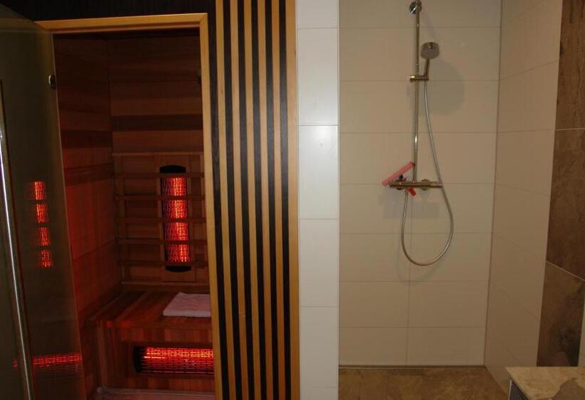 Bed and Breakfast Lyklamastate