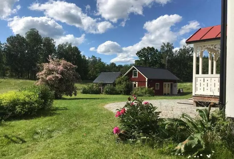Aamiaismajoitus (B&B) Sjöbacken Gård