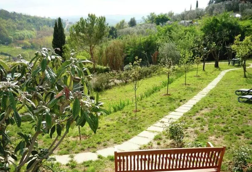 Countryside Cottage With Garden