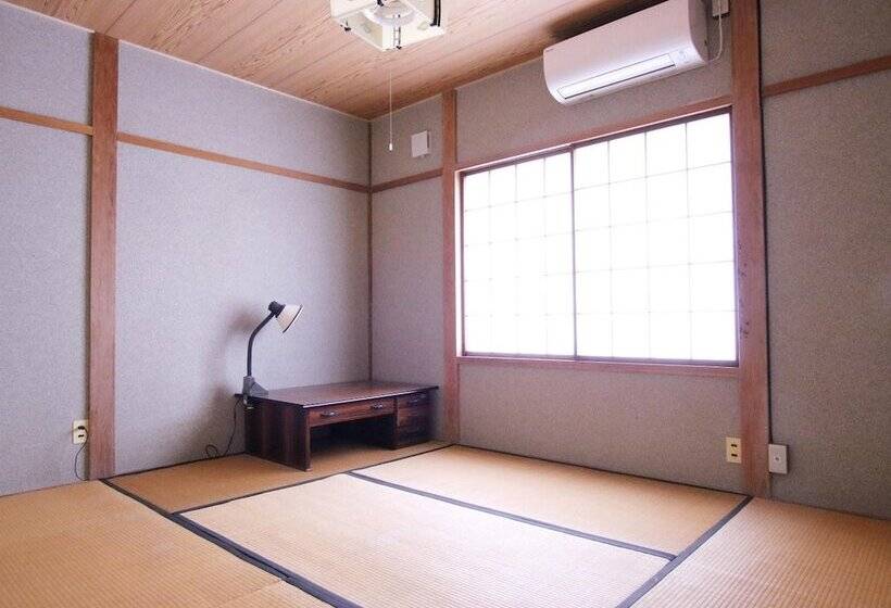 Guesthouse Karikakko Hostel