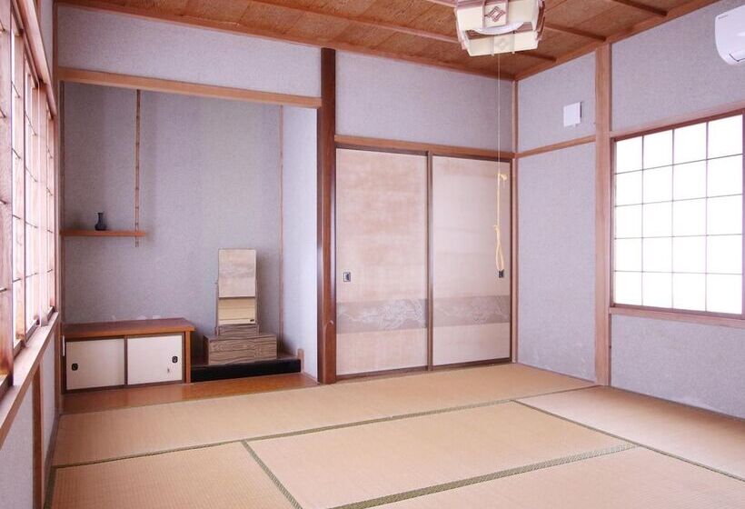 Guesthouse Karikakko Hostel