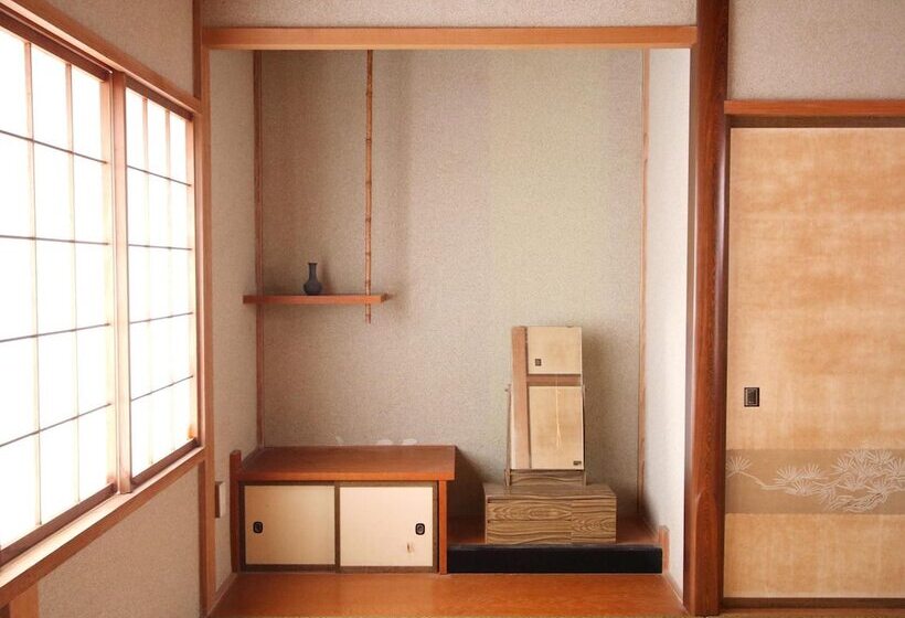 Guesthouse Karikakko Hostel