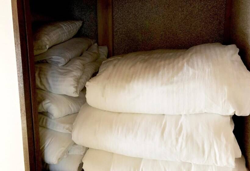 Guesthouse Karikakko Hostel