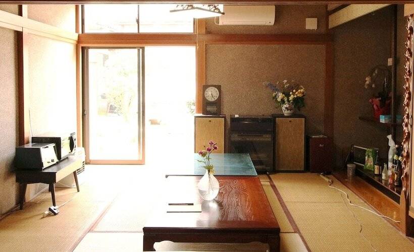 Guesthouse Karikakko Hostel