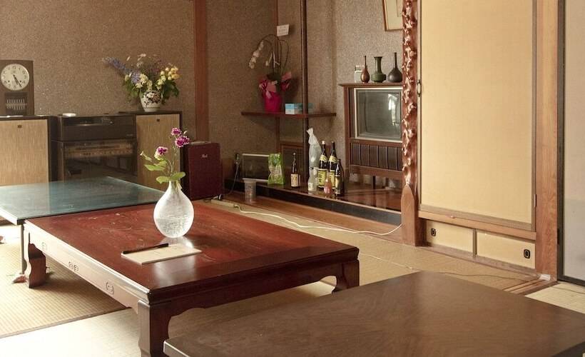 Guesthouse Karikakko Hostel